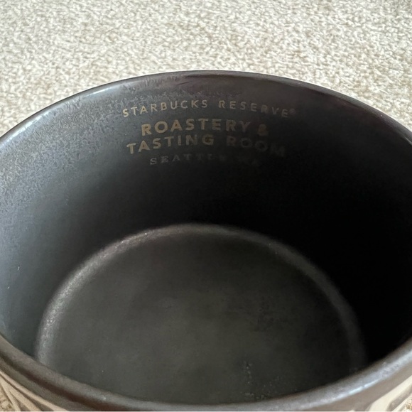 Starbucks Reserve Seattle Mug - Picture 4 of 6